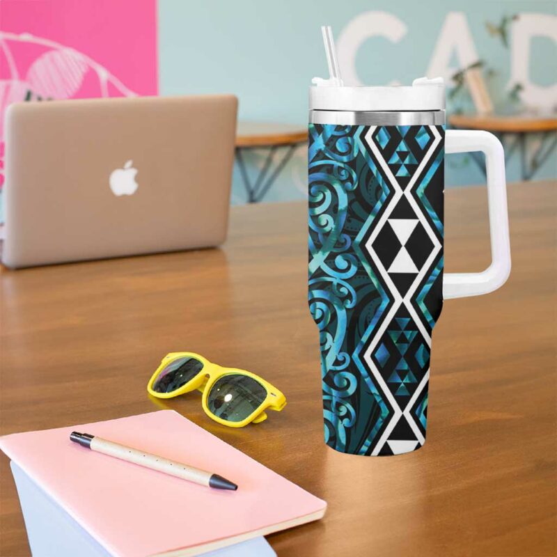 Turquoise Aotearoa Taniko Motifs With Paua Shell Kowhaiwhai Custom Stanley Quencher 40oz Stainless Steel Tumbler With Handle - Threewoofs - Image 5