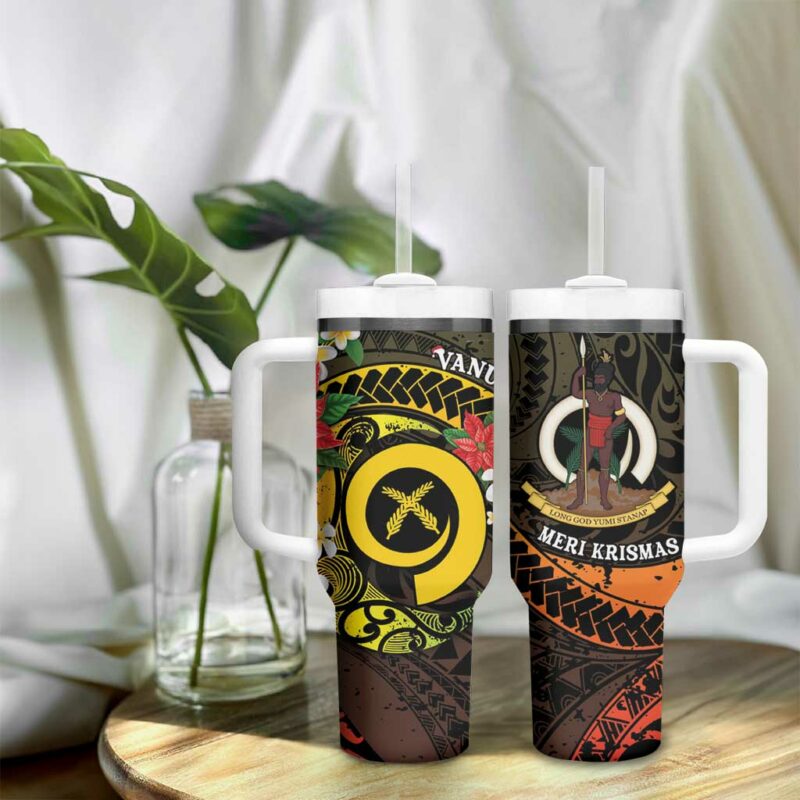 Vanuatu Christmas Vanuatuan Pig Tusk Meri Krismas! Custom Stanley Quencher 40oz Stainless Steel Tumbler With Handle - Threewoofs - Image 9