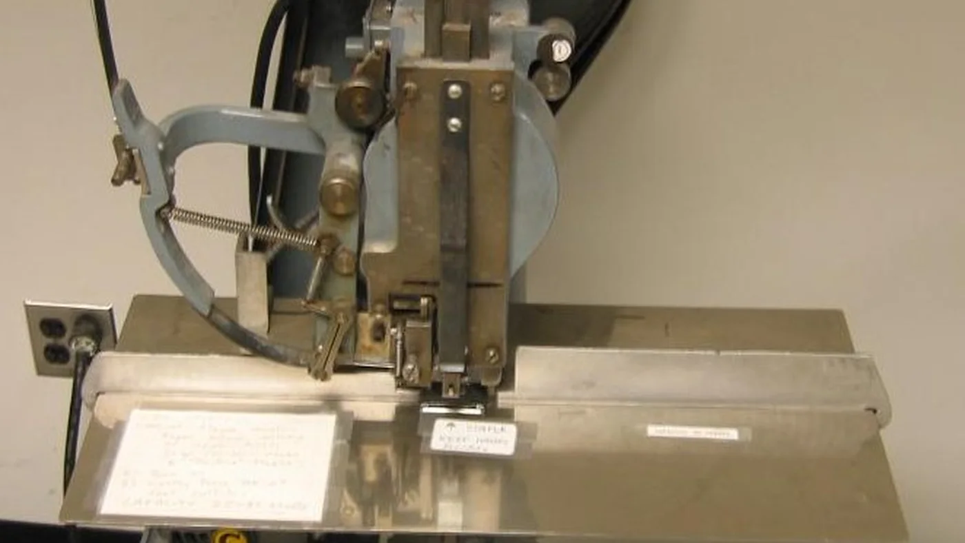 Long arm stapler on a practical paper-preparation desk