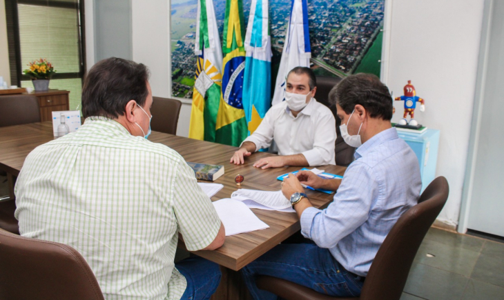 Atendendo pedido do Prefeito Marcos Calderan, Governo do Estado aumenta repasse para saúde maracajuense.