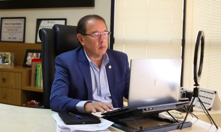 Gerson Claro quer ampliação do número de atendidos pelo programa “CNH Social”