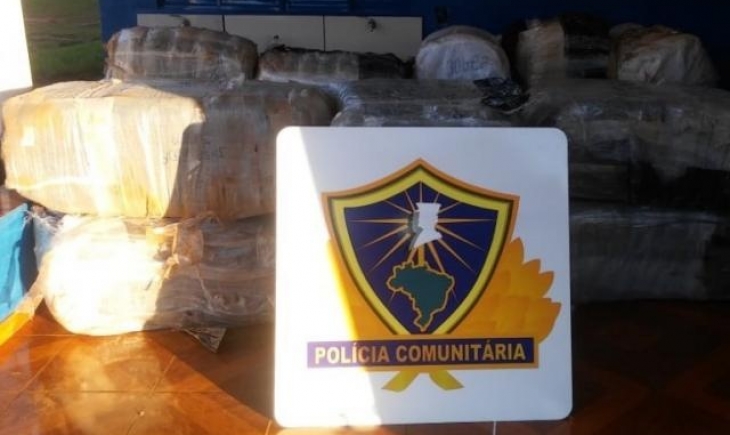 Nova Andradina: Em abordagem a ônibus, PM flagra casal com fardos de mercadoria paraguaia ilegal