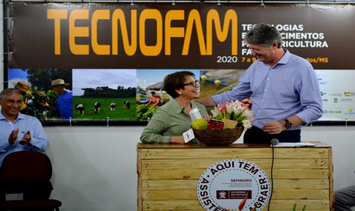 No lançamento da Tecnofam, ministra destaca importância do evento para a agricultura familiar