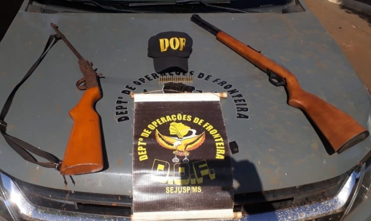 Durante policiamento rural, DOF apreende armas de fogo e munições na região de Maracaju.