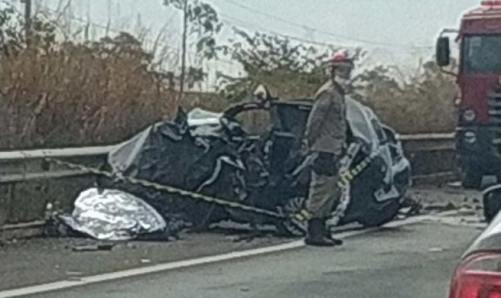 Aparecida do Taboado: Motorista morre em acidente entre carro e carreta na BR-158