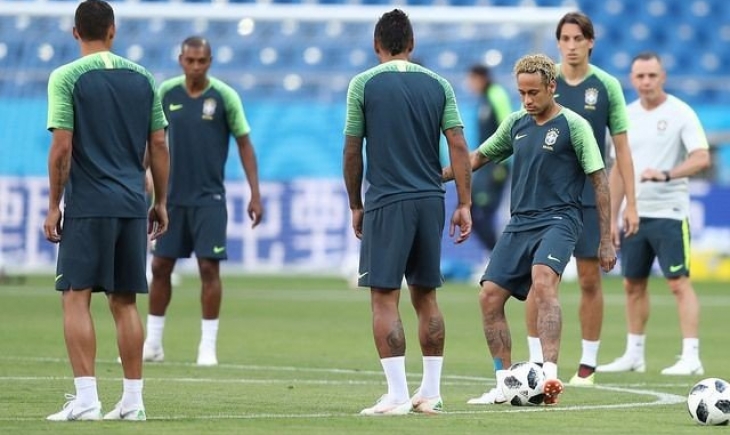 Enfim, chegou o grande dia: começa a Copa do Mundo para os brasileiros