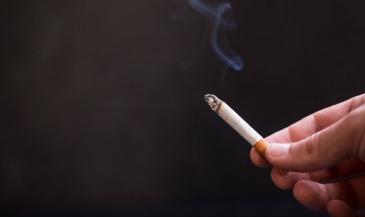 'Fumar mata mais que a aids', alertam indústrias do cigarro nos EUA