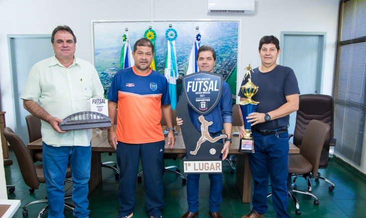 Atletas de Maracaju consagram-se campeões de competição de Futsal Adulto em Jardim