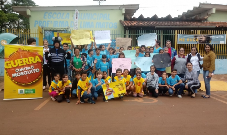 Maracaju: Alunos da Escola Irma de Lima Matos realização passeata contra dengue. Leia.