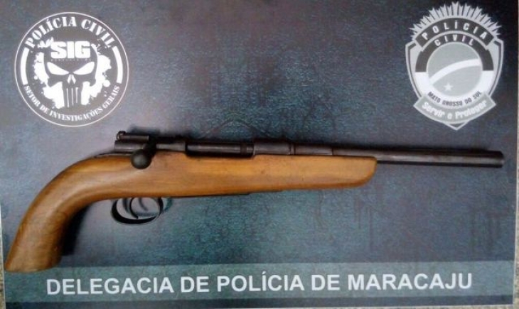 Polícia Civil de Maracaju apreende fuzil no Bairro Nenê Fernandes