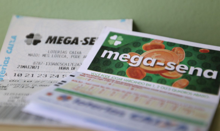 Nenhum apostador acerta Mega-Sena e prêmio acumula em R$ 6,5 milhões