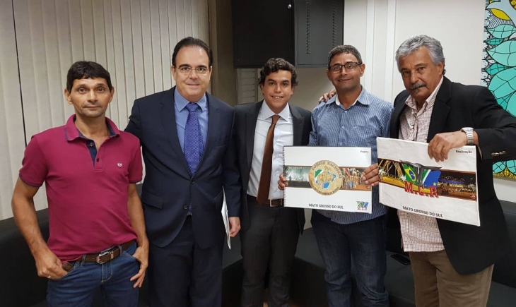 Vereador Nego do Povo se reúne com Deputados Felipe Orro e Beto Pereira e consegue garantia de apoio ao Rodeio de Maracaju, saiba mais.