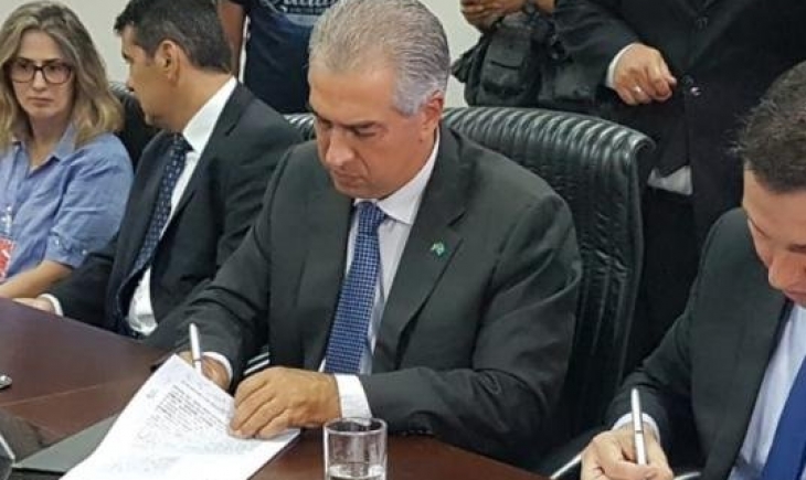 Governador assina repasse de R$ 16 milhões para municípios