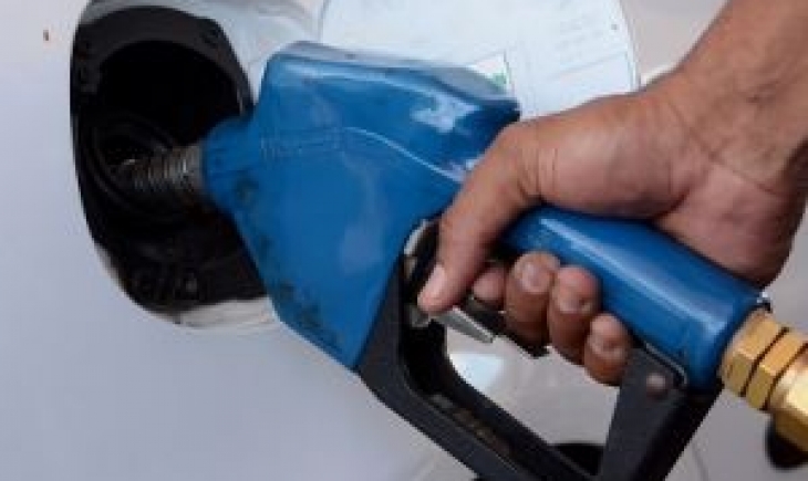 Preço da gasolina volta a subir após duas semanas em queda