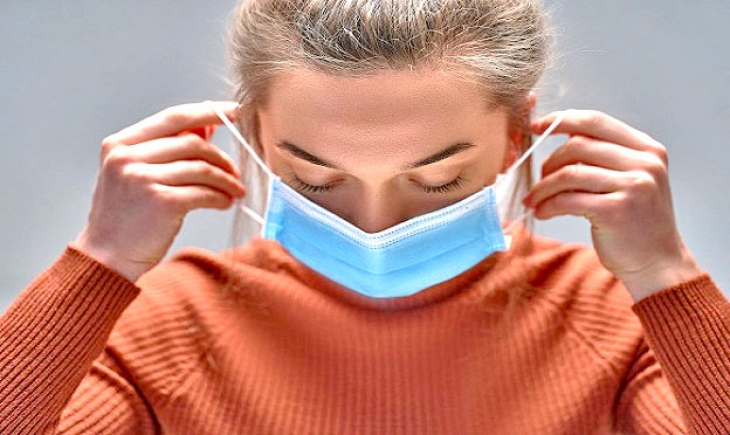 Máscaras devem ter três camadas de tecido para evitar a contaminação do novo coronavírus