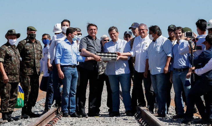 Governo firma acordo com Exército para construção de ferrovia na Bahia