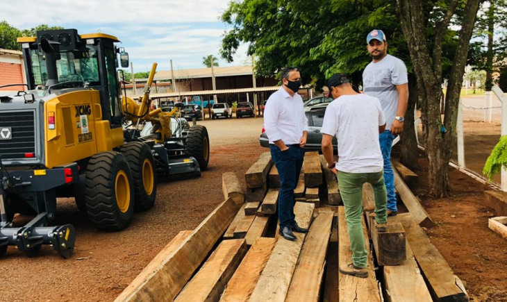 Vereador Renner Barbosa visita Sidrolândia e anuncia parceria com Maracaju para reconstrução de ponte no Assentamento Valinhos.