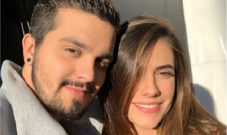 Ex-noiva de Luan Santana, Jade Magalhães curte indireta sobre cantor