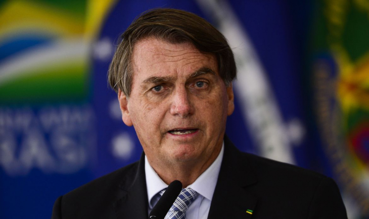 Bolsonaro critica novamente restrições impostas por governadores
