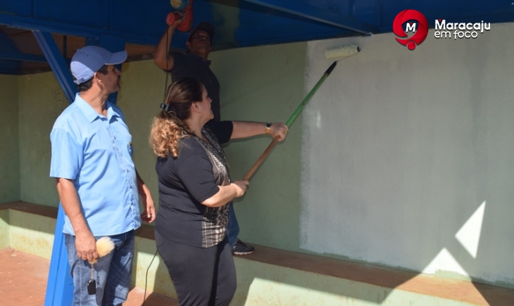 Vereadores Nego do Povo, Marinice Penajo e Eliane Simões instalam Ponto de Ônibus e garantem melhorias para comunidade do Olidia Rocha.