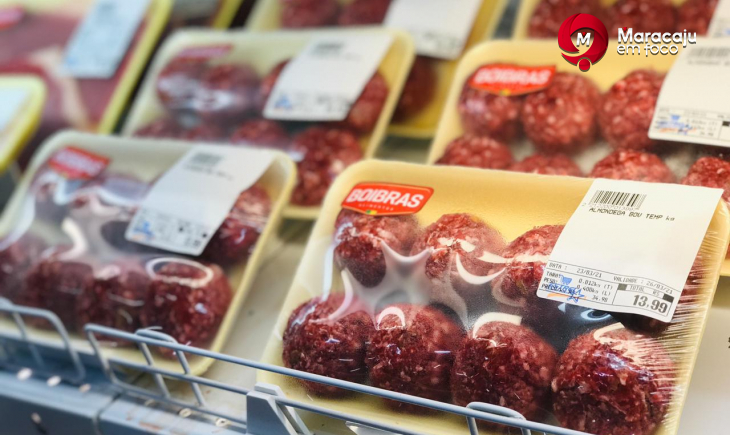 Supermercados Estrela inova e conta agora com hambúrguer e almôndegas de fabricação própria. Saiba mais.