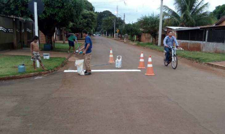 Maracaju: GEMUTRAM continua trabalhos de sinalização na cidade.