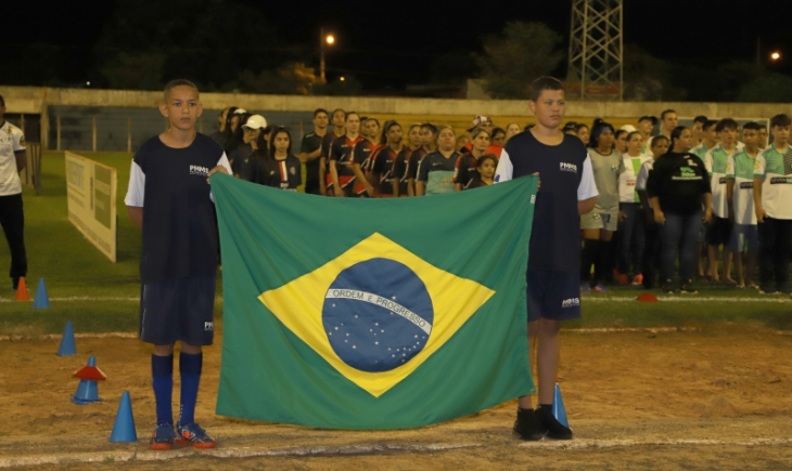 Prefeitura de Maracaju em parceria com a Câmara Municipal, realiza abertura da Copa Câmara de Futebol Suíço no Estádio Municipal Luiz Gonzaga Prata Braga "Loucão"