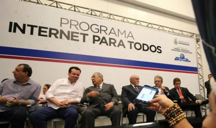 Prefeituras de Maracaju e mais 38 municípios de Mato Grosso do Sul devem assinar o termo de adesão ao programa "Internet para Todos", do Governo Federal.