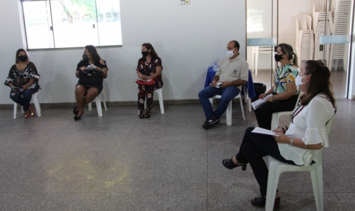 Secretária de Educação apresenta possíveis formatos para a volta às aulas presenciais em Maracaju.