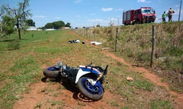 Costa Rica: Motociclista morre após perder controle de BMW e cair na MS-316