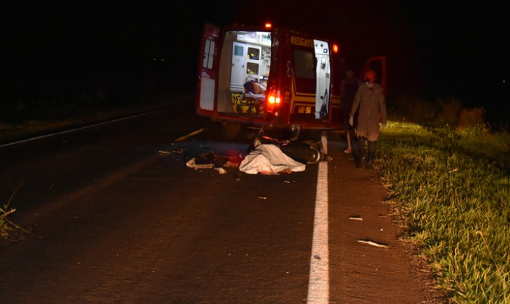 Maracaju: Mulher morre após colidir com a motocicleta em carreta na BR 267. 
