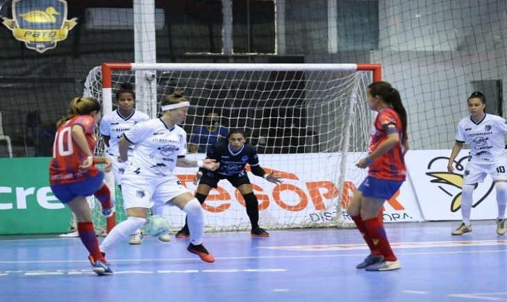 Equipe de MS vence a primeira e segue firme por classificação na Taça Brasil de Futsal feminina