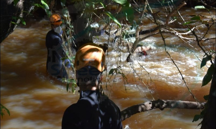 Polícia Civil de Maracaju aguarda laudo para confirmar se homem encontrado em rio foi morto estrangulado.