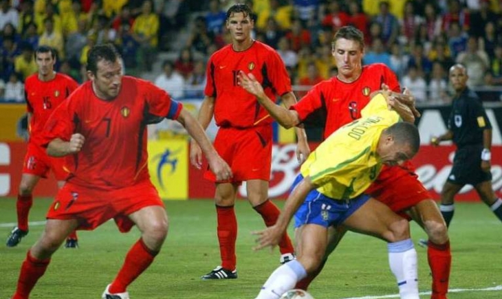 Único duelo entre Brasil e Bélgica em Copas foi na rota do penta, em 2002