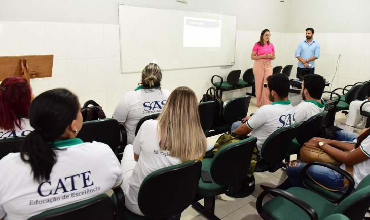 Março Lilás: Alunos da Escola CATE recebem palestra sobre Violação dos Direitos da Mulher. Leia