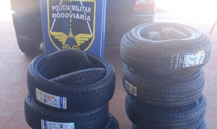 Polícia Militar Rodoviária de Vista Alegre apreende carga de contrabando na MS 164.