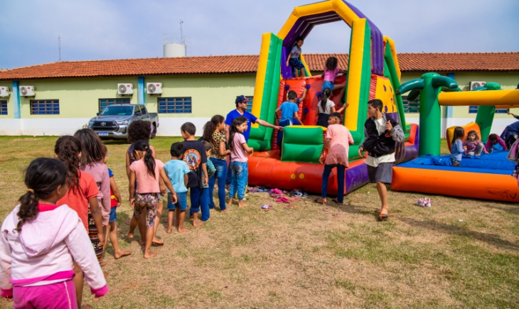 “Ação Social” chega ao Bairro Geazone levando atendimentos para a comunidade da região da Escola Cecília de Castro Minervini