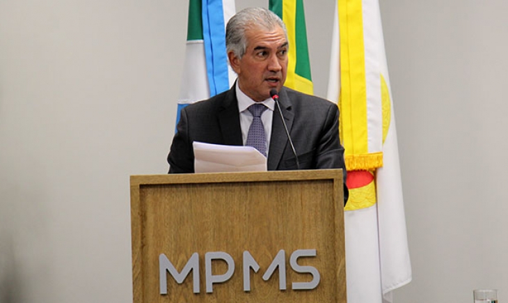 Reinaldo Azambuja destaca importância histórica da posse do novo procurador-geral de Justiça 