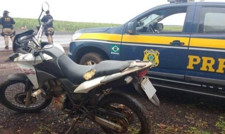PRF recupera em Maracaju motocicleta roubada em Brasília. Saiba mais