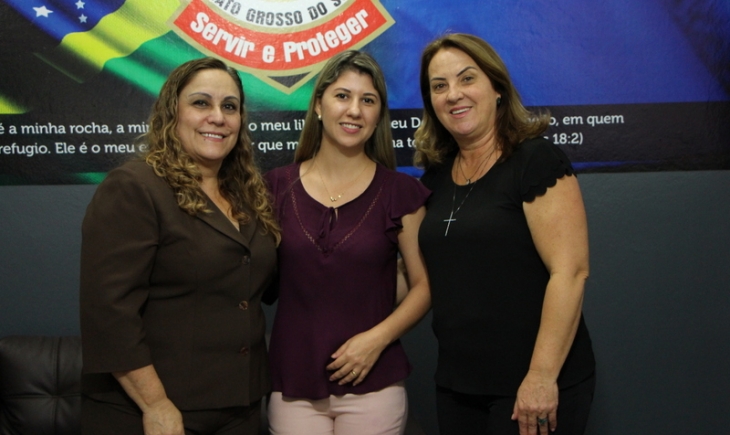 Vereadoras visitam Delegada Gláucia Fernanda prestando apoio e se colocando à disposição para melhoria e ampliação dos trabalhos em Maracaju.