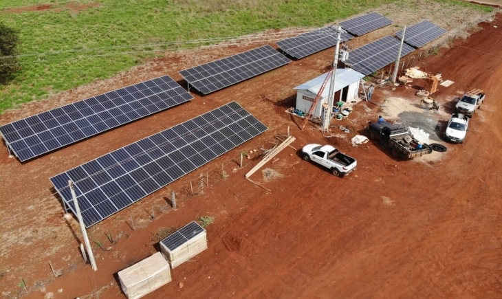 Em tempos de aumentos de energia constantes, investir em energia solar é o ideal para planejar uma economia para sua empresa, fazenda ou residência.