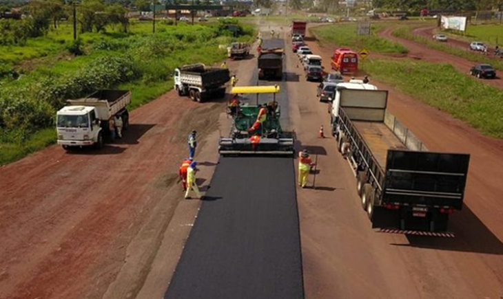 Reinaldo Azambuja lança pacote de R$ 376 milhões para pavimentação e restauração de 296 km de estradas