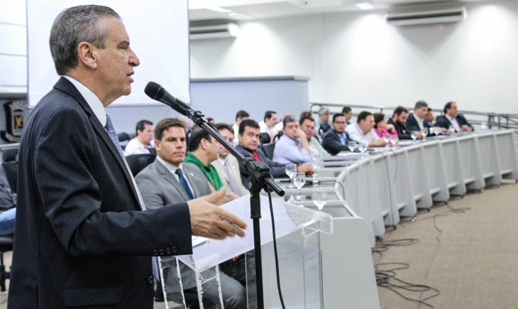 Na Câmara Municipal, Paulo Corrêa destaca necessidade de esclarecimentos técnicos sobre conta de energia