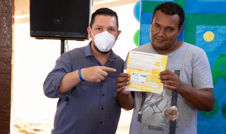 Em Maracaju, Beneficiários do Programa Mais Social recebem Cartões com Auxílio para as famílias