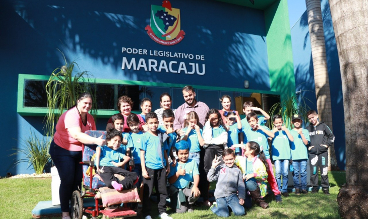 Câmara de Maracaju recebe alunos da escola municipal João Batista Lino Braga