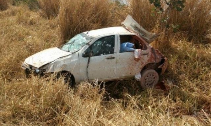 Camapuã: Mulher perde o controle da direção e capota veículo em curva da BR-060