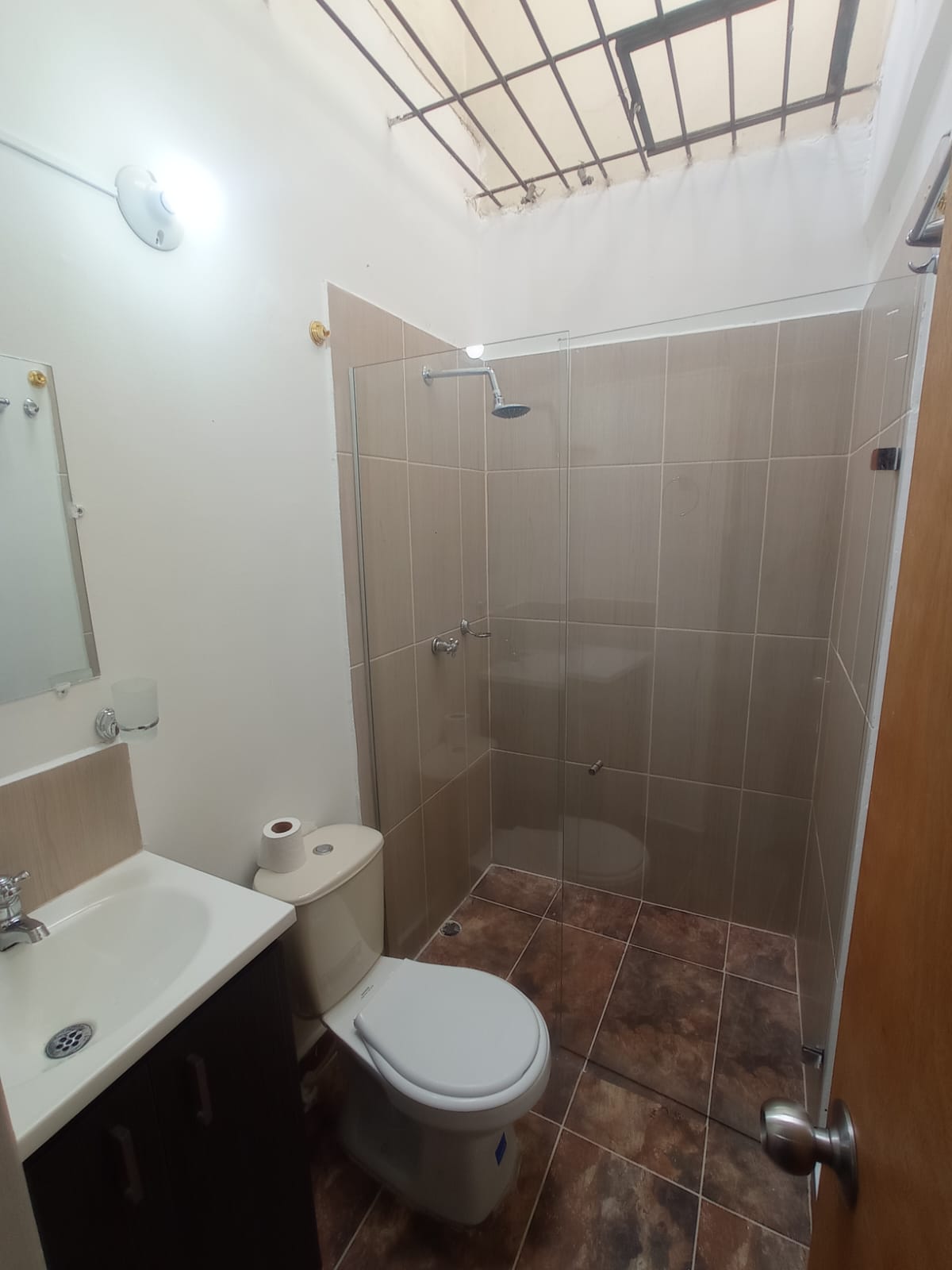 SANTA FE, MEDELLÍN - APAR00994