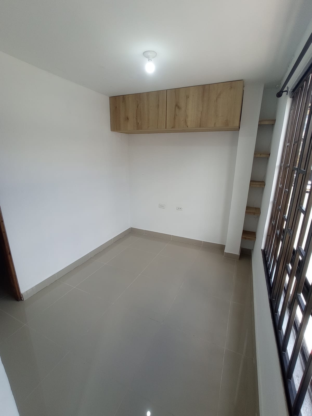 SANTA FE, MEDELLÍN - APAR00994