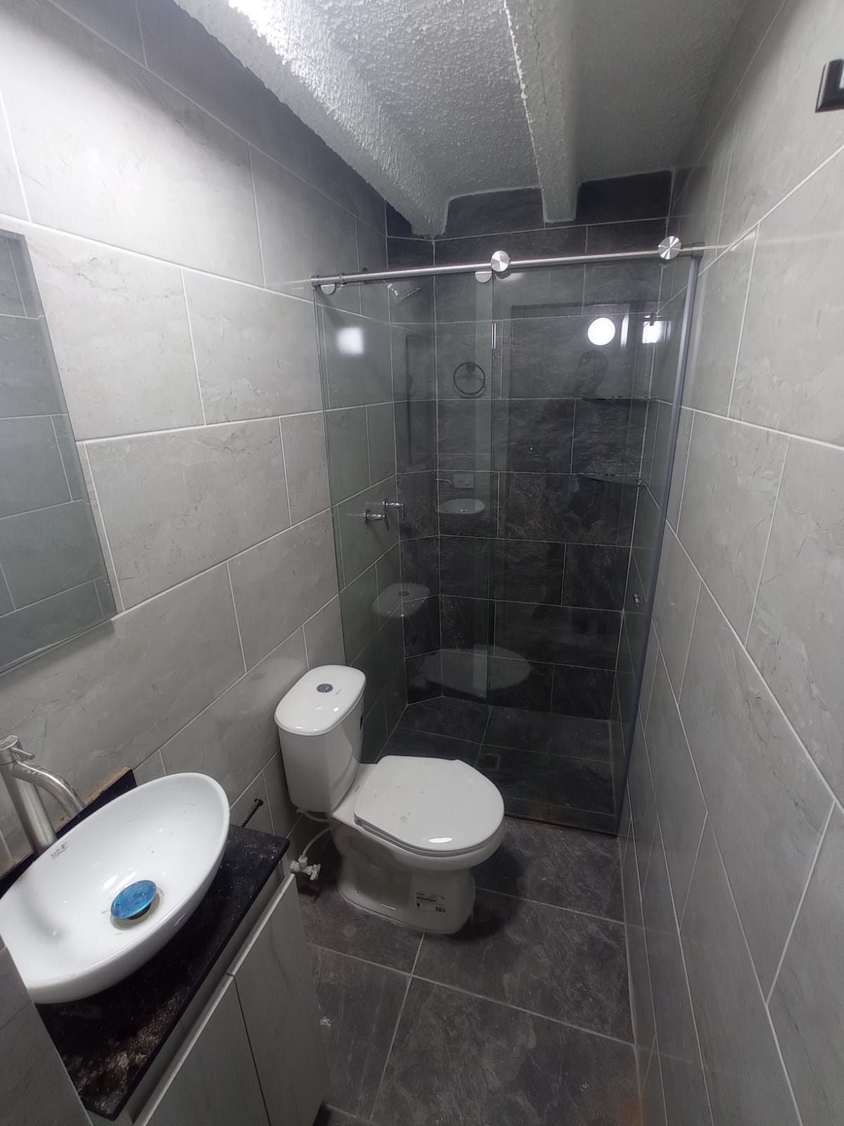 MANZANARES, MEDELLÍN - APAR00997