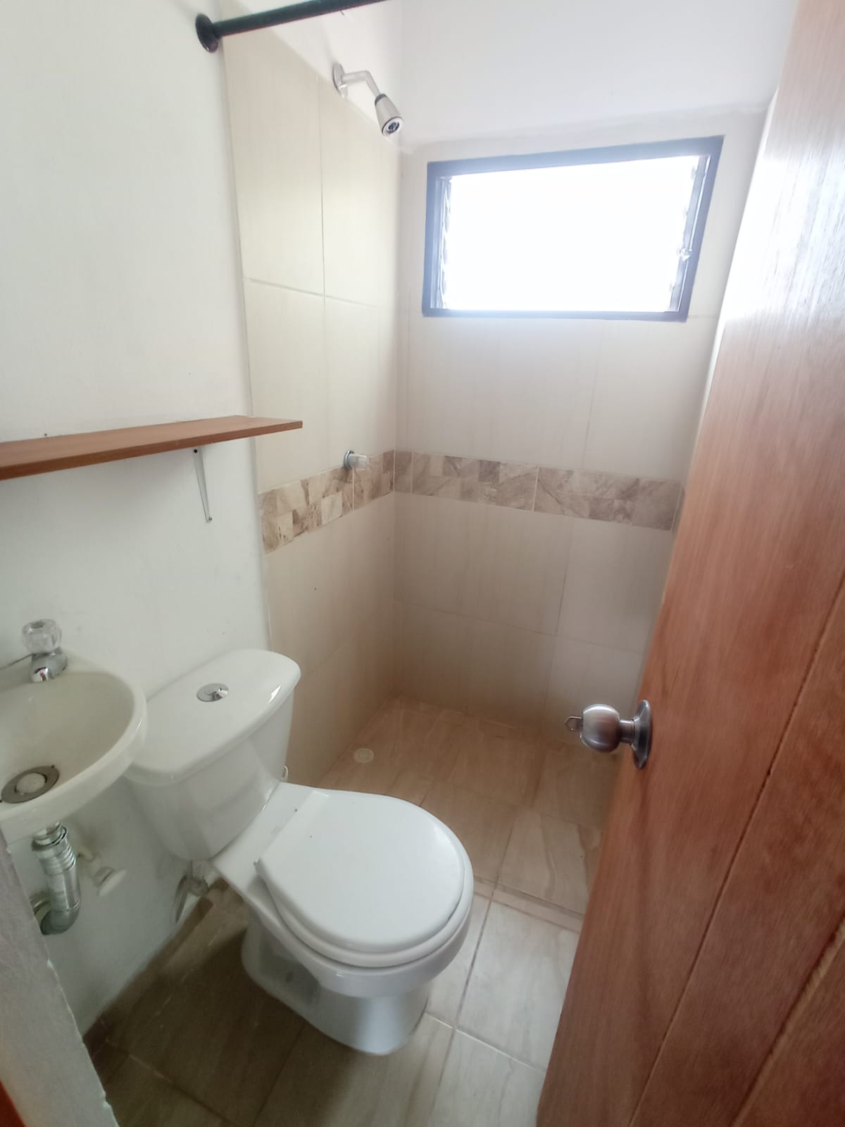SAN ANTONIO PRADOS DEL ESTE, MEDELLÍN - APAR01007